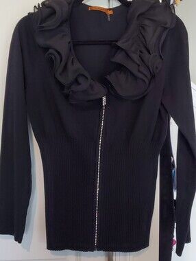 Black Ruffle Collar Zip-Front Hoodie